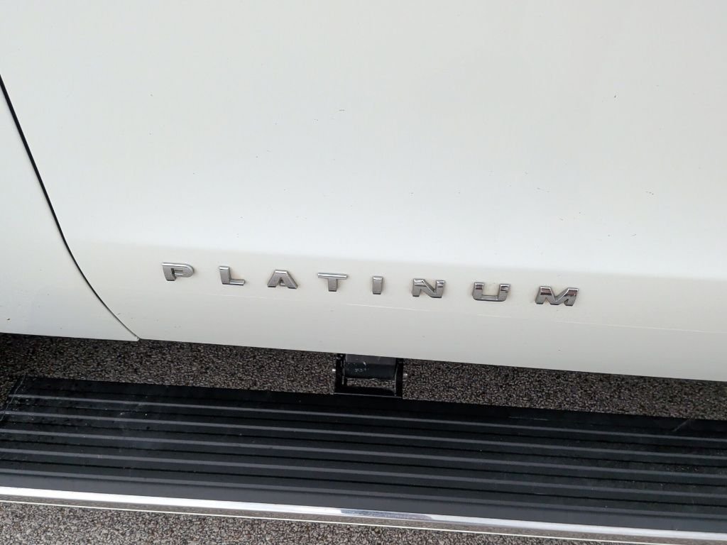 Used 2022 White Ford Platinum image 53