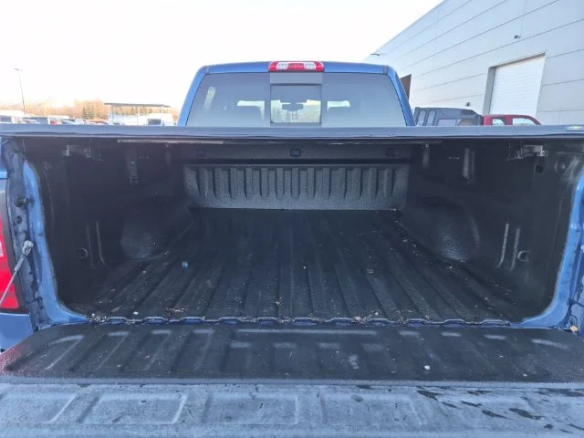 Used 2015 Deep Ocean Blue Chevrolet LTZ image 23