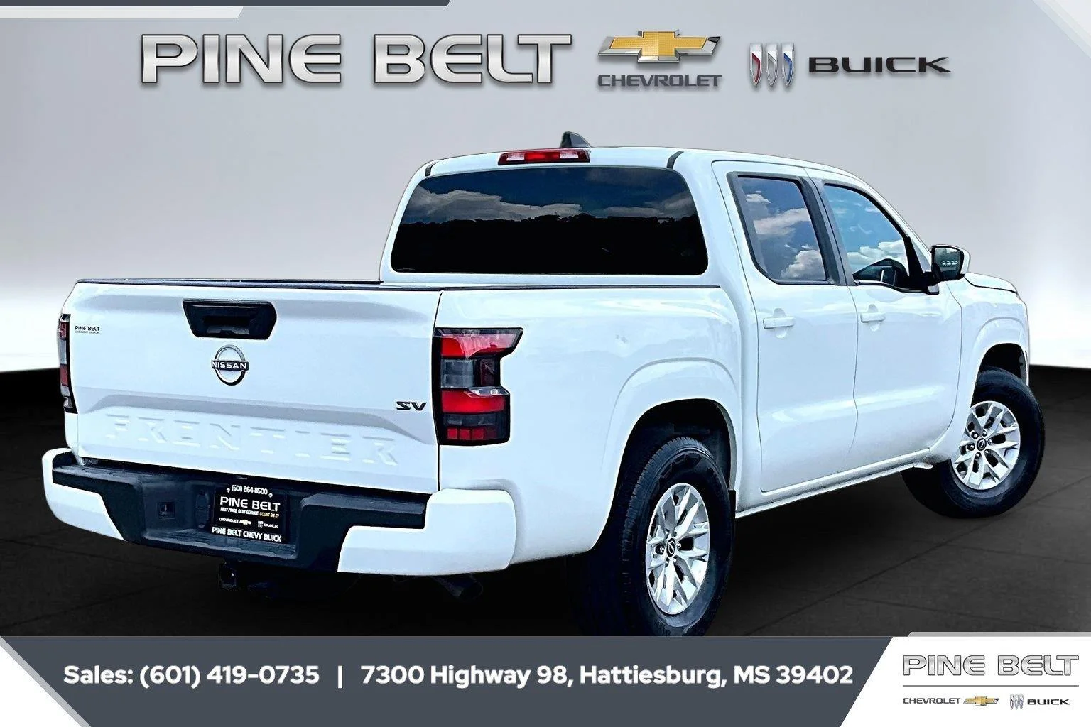 Used 2024 White Nissan SV image 12