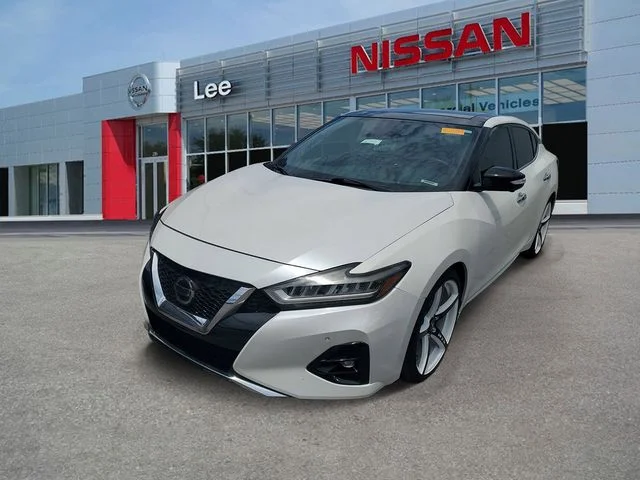 2019 Nissan Maxima Platinum's photo