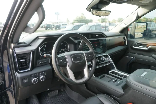 Used 2024  GMC Denali image 16