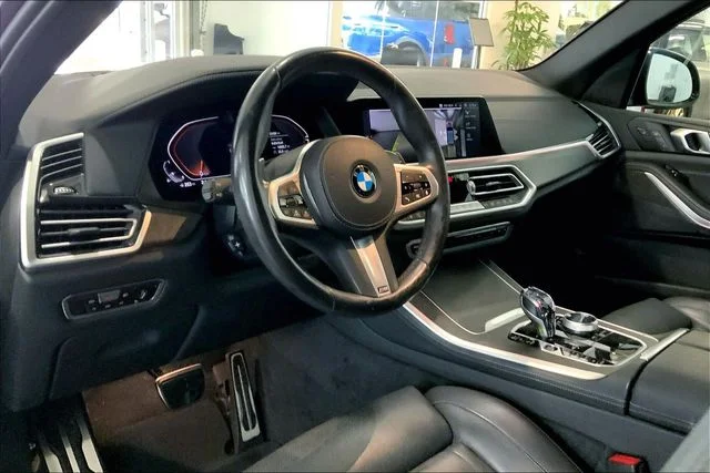 Used 2022 Arctic Grey Metallic BMW xDrive40i image 14