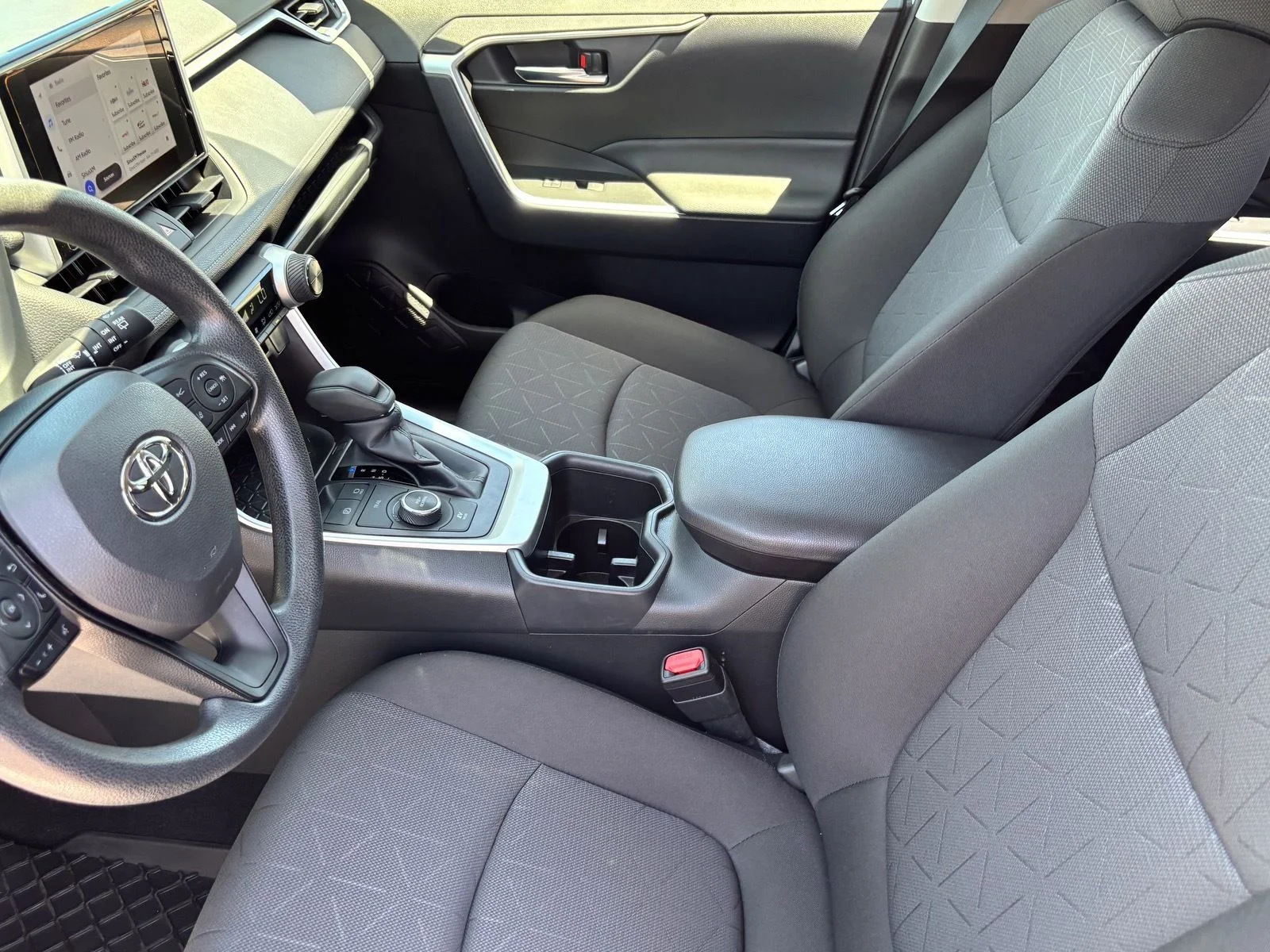 Used 2024 Ice Cap Toyota XLE image 16