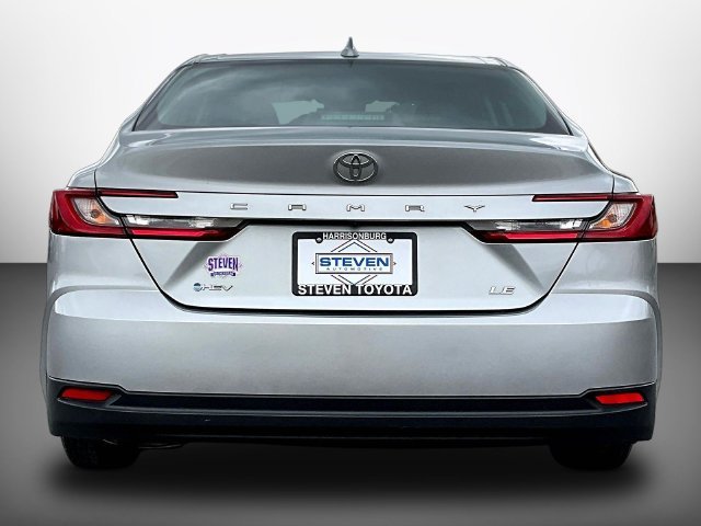 Used 2025 Silver Toyota LE image 5