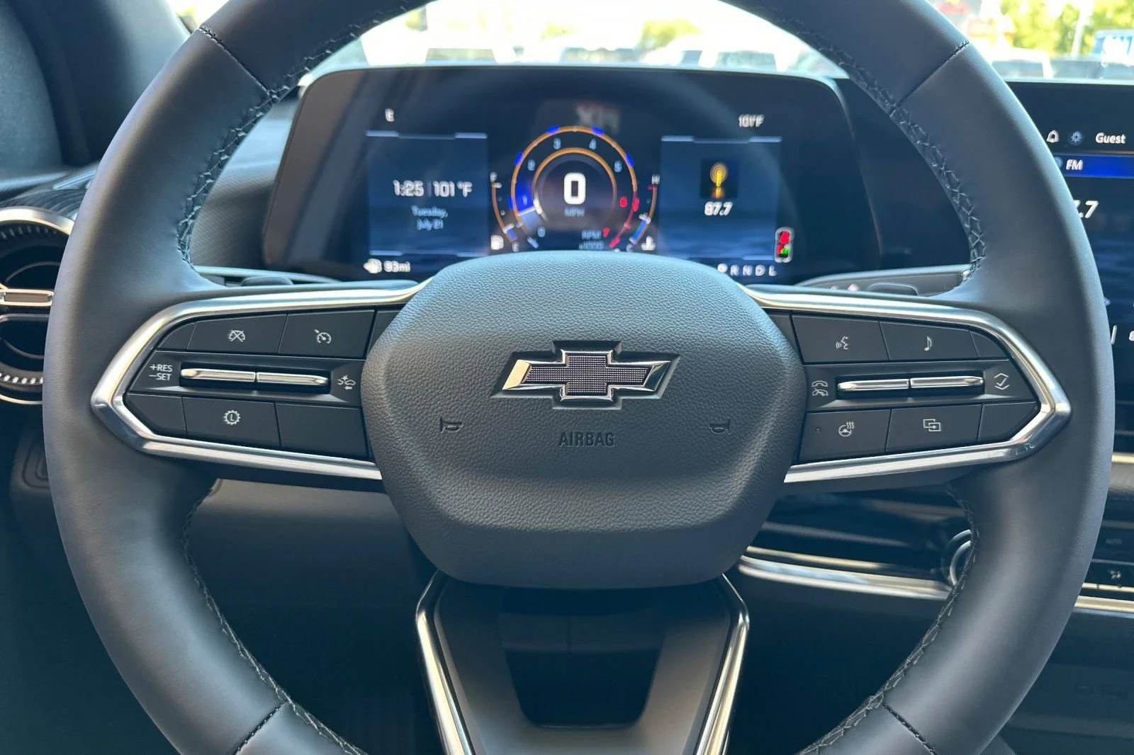 New 2027 Mosaic Black Metallic Chevrolet LT image 24