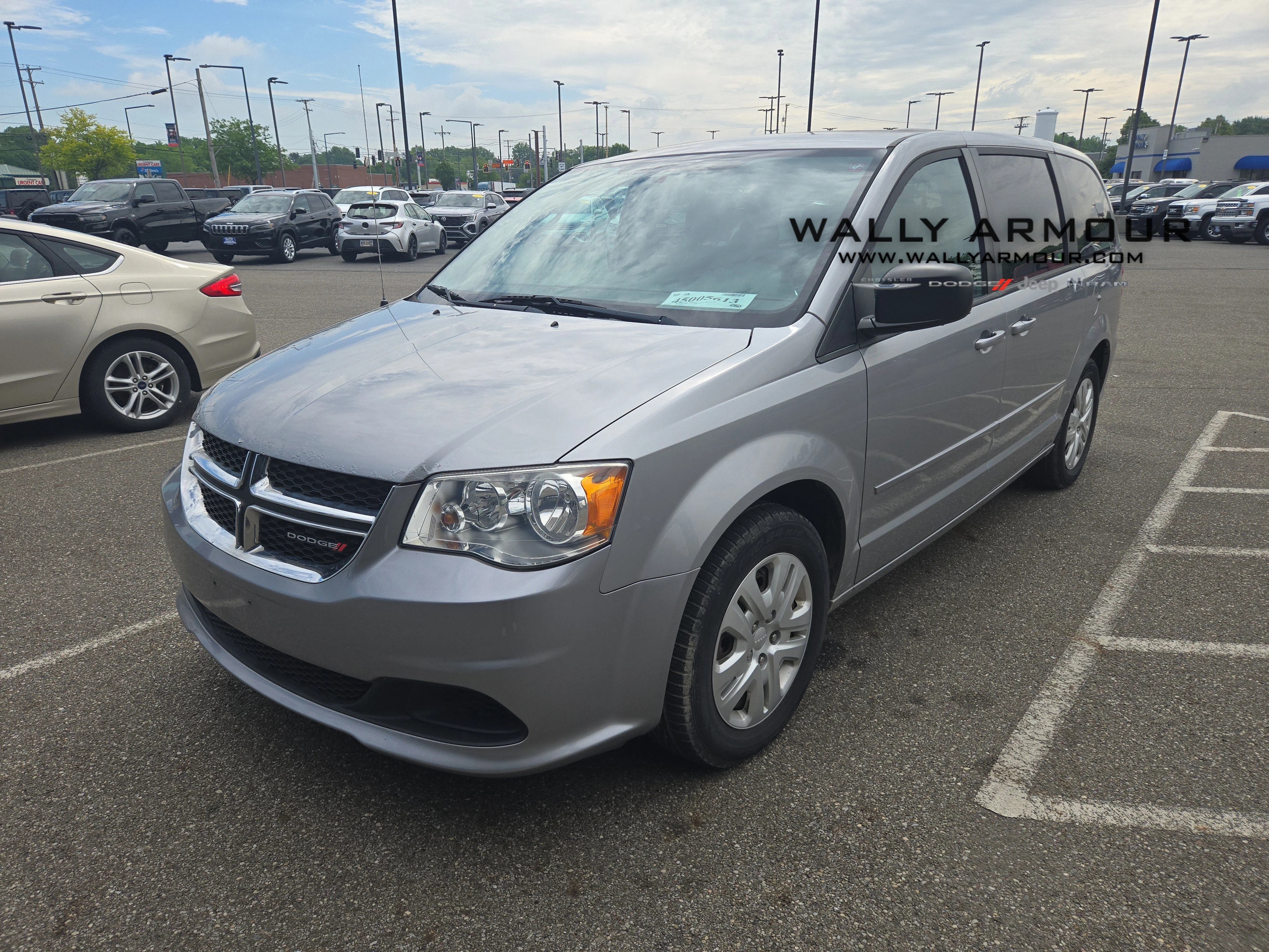 2017 Dodge Grand Caravan SE's photo