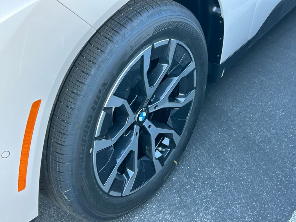New 2026 Dune Grey Metallic BMW 30 xDrive image 3