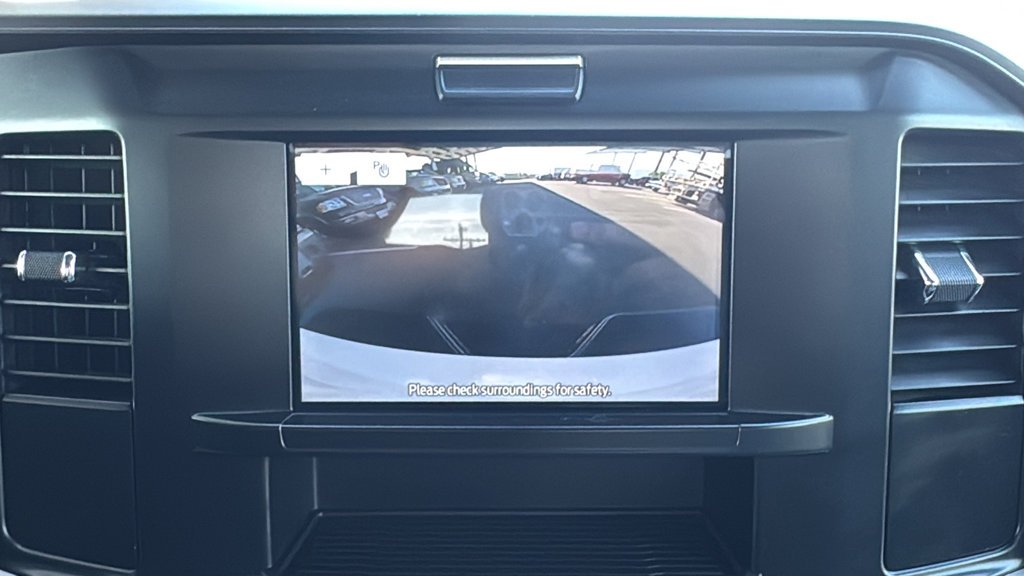Used 2025 White Ford XL image 17