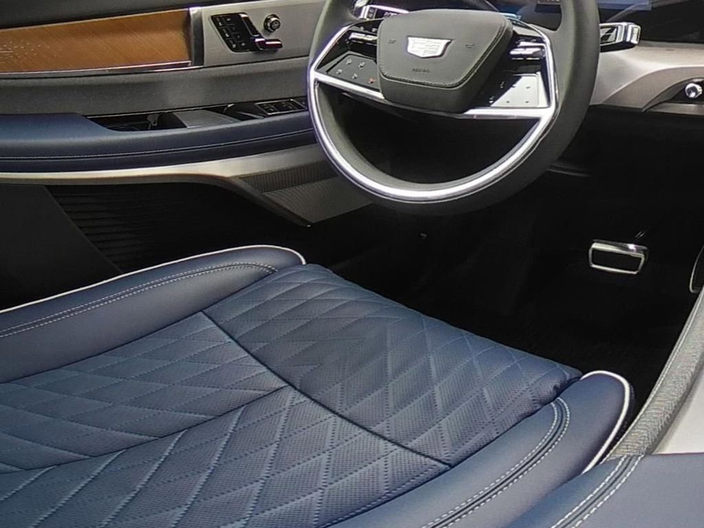 2026 Cadillac VISTIQ Premium Luxury - Photo 12