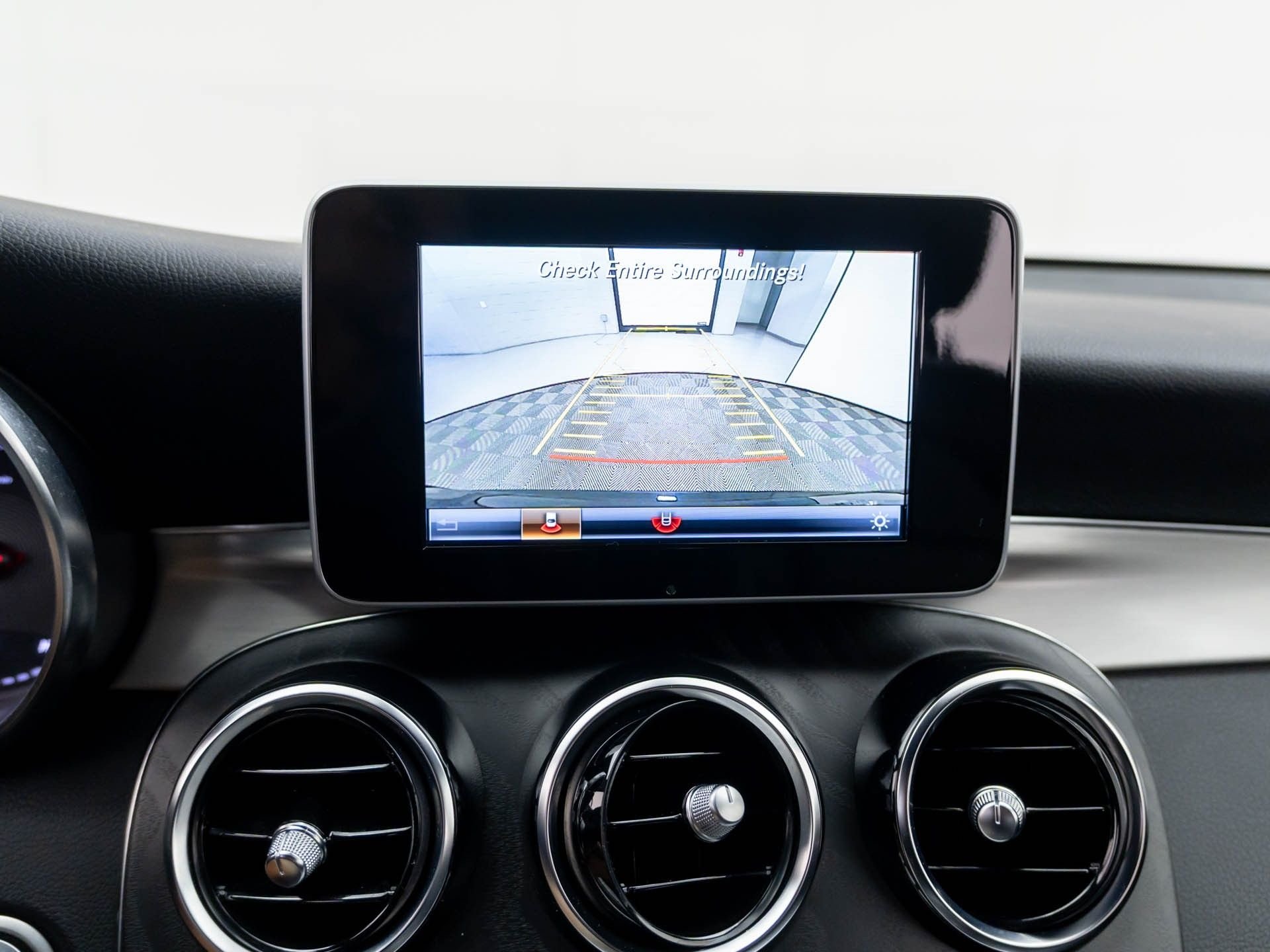 Used 2019  Mercedes-Benz GLC 300 image 23
