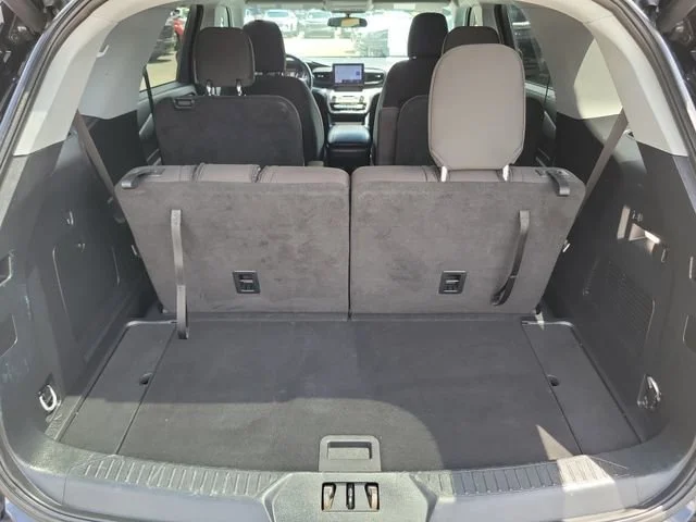 2023 Ford Explorer XLT - Photo 11