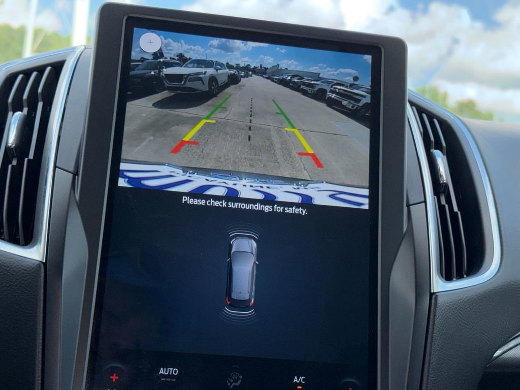 2024 Ford Edge Titanium - Photo 22