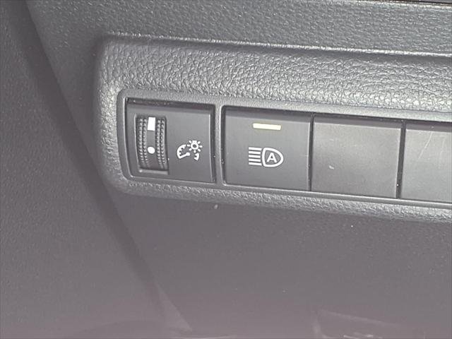 Certified Used 2022 RUBY FLARE PEARL Toyota  image 23