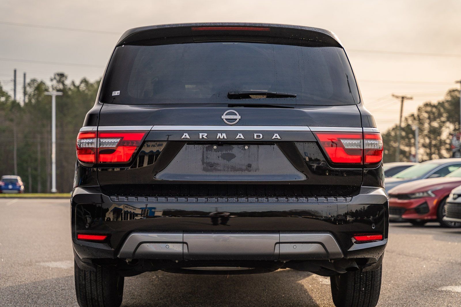 2023 Nissan Armada SV - Photo 6