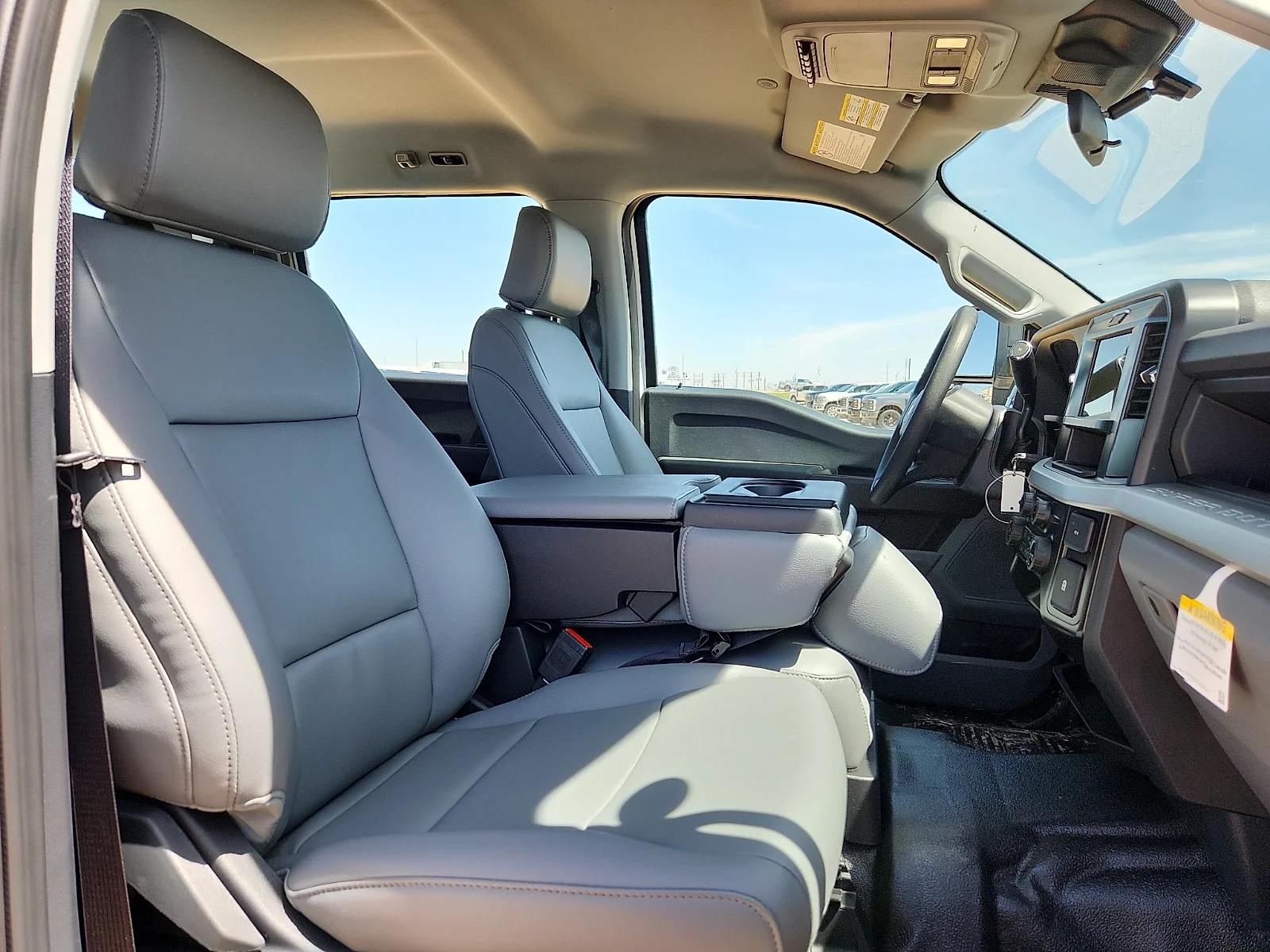 New 2026 Oxford White Ford F-450® XL image 20