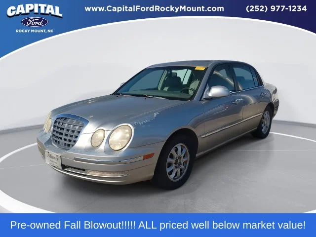Used 2005 Gray Kia LX image 1