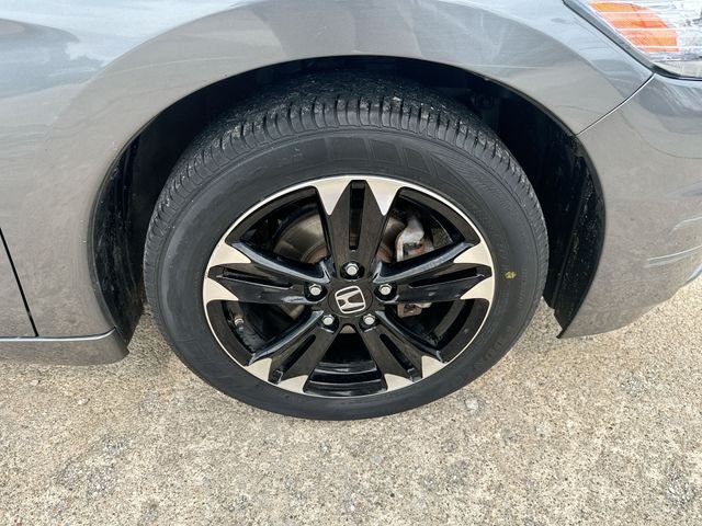 Used 2015  Honda Base image 46