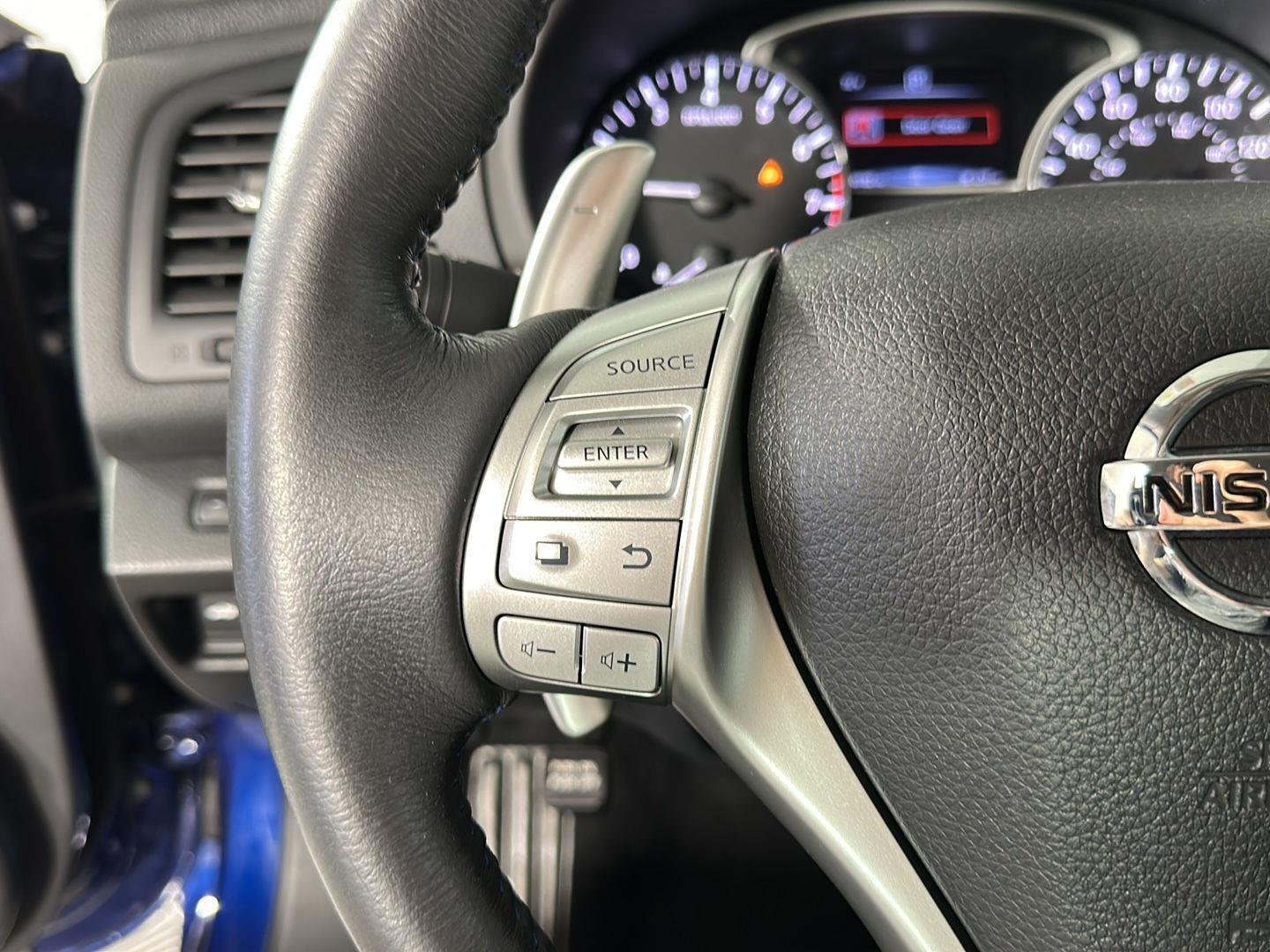Used 2018 Deep Blue Pearl Nissan 2.5 SR image 17