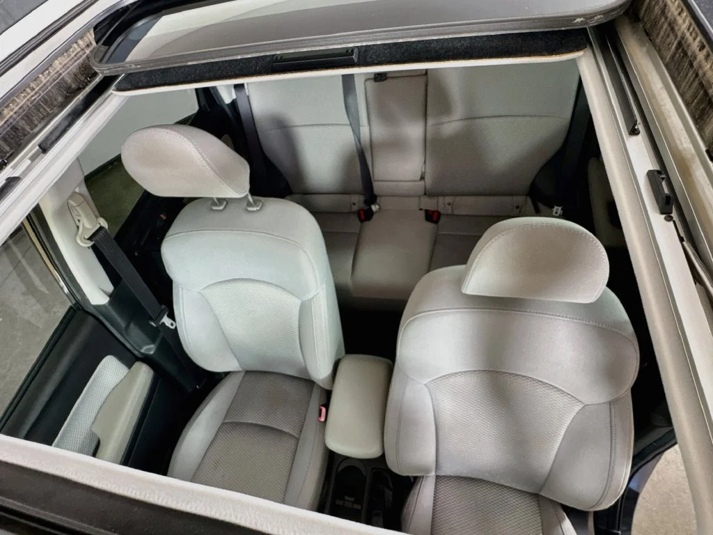 Used 2018 Gray Subaru 2.5i Premium image 26