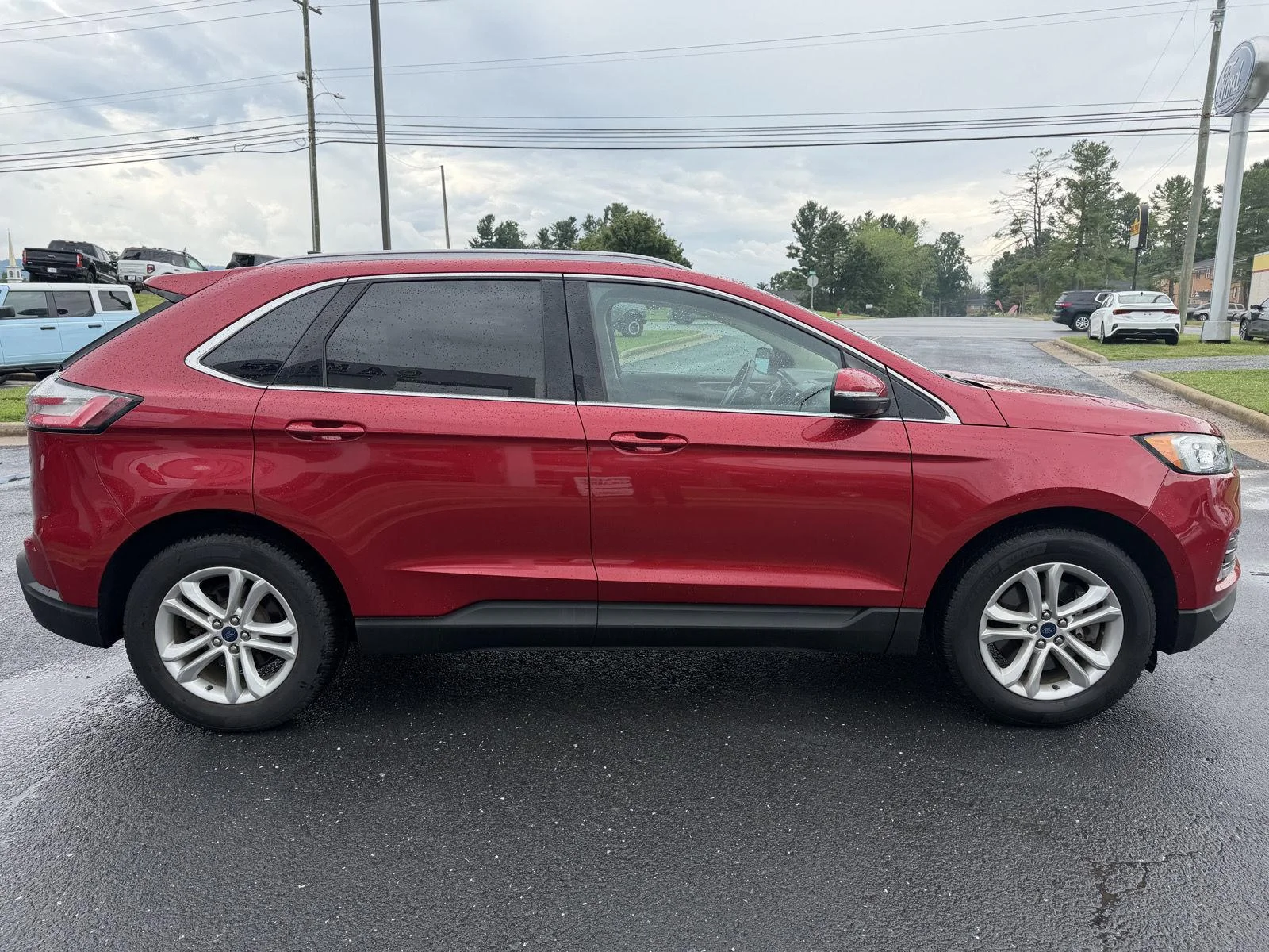 Used 2020 Rapid Red Metallic Tinted Clearcoat Ford SEL image 6