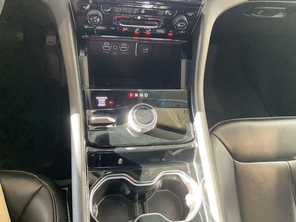 Used 2023 Gray Jeep Limited image 27