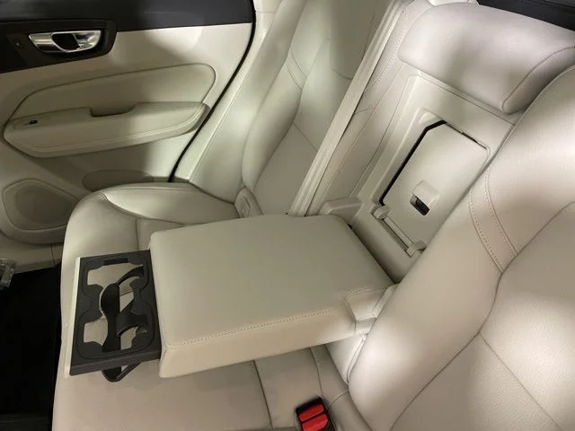 Certified Used 2025 Crystal White Volvo Core image 40