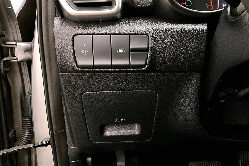 Used 2022 Gray Kia LX image 15