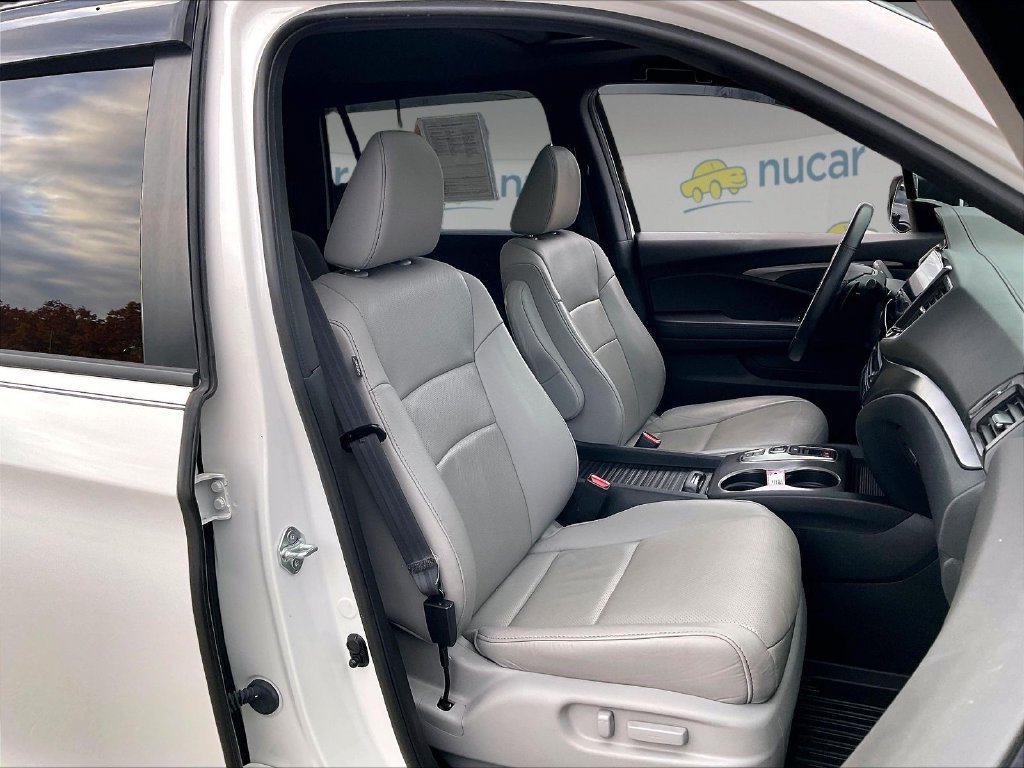 Used 2023 Platinum White Honda EX-L image 10