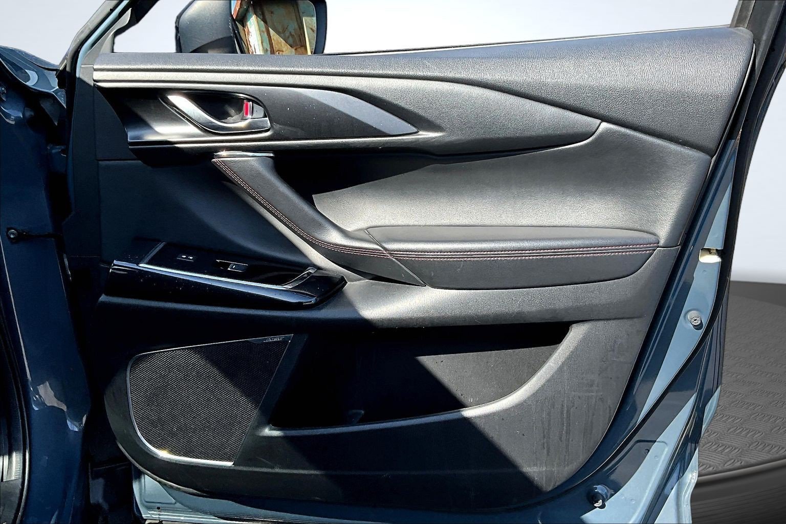 Used 2023 Gray Mazda Carbon Edition image 25