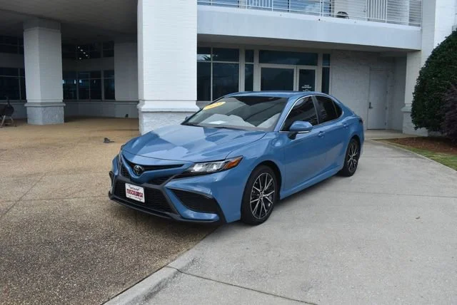 Used 2023 Blue Toyota SE image 5