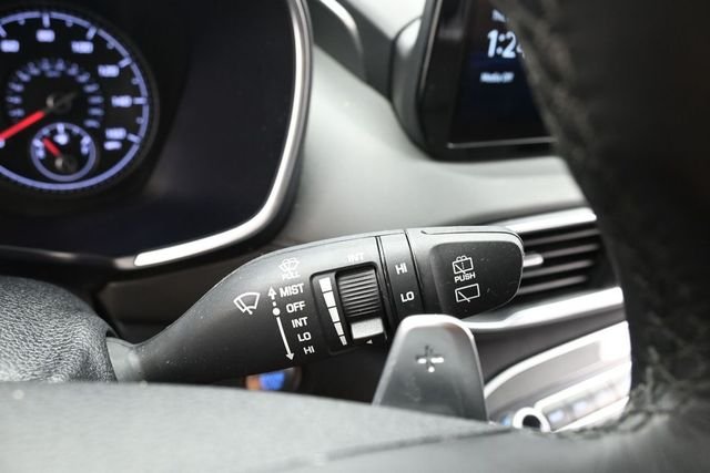 Used 2023 Gray Hyundai SEL image 18
