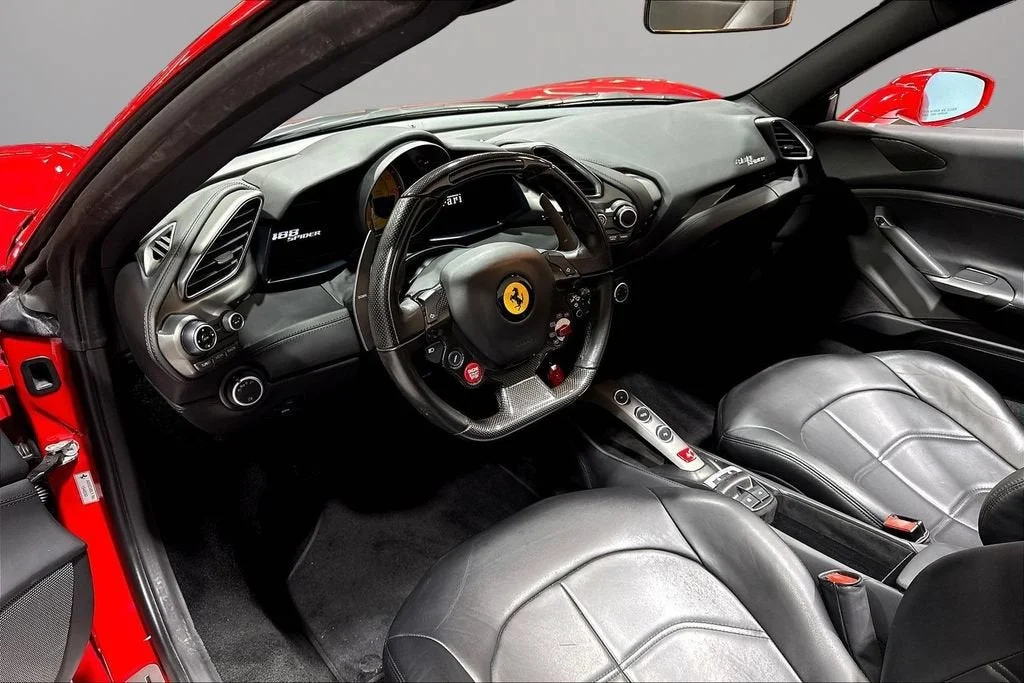 Used 2018 Rosso Corsa Ferrari  image 14