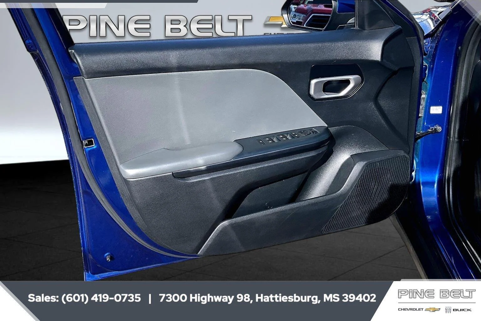 Used 2025 Deep Sea Blue Kia LXS image 17