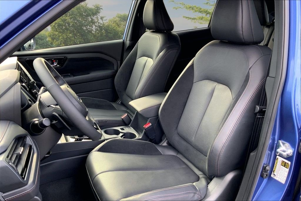 Used 2025 Blue Subaru Touring image 20
