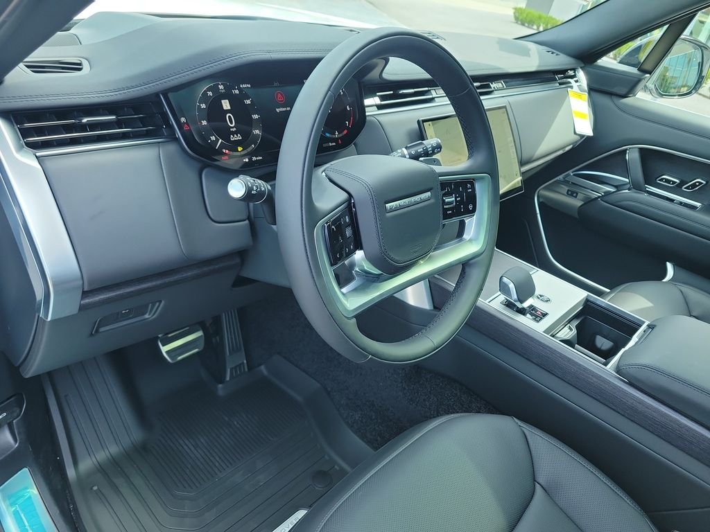 New 2026 Fuji White LAND ROVER SE image 25