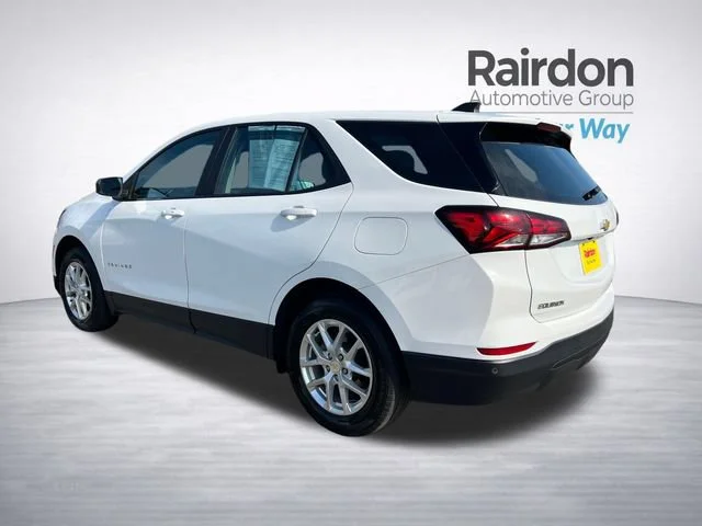 Used 2022 Summit White Chevrolet LS image 5