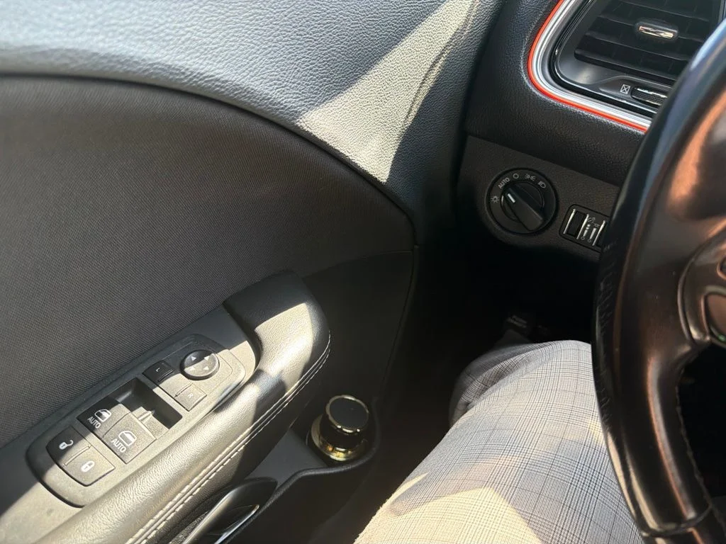 Used 2019 Gray Dodge SXT image 12