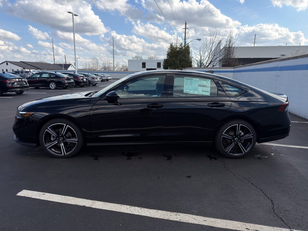 New 2026 Crystal Black Pearl Honda SE image 2
