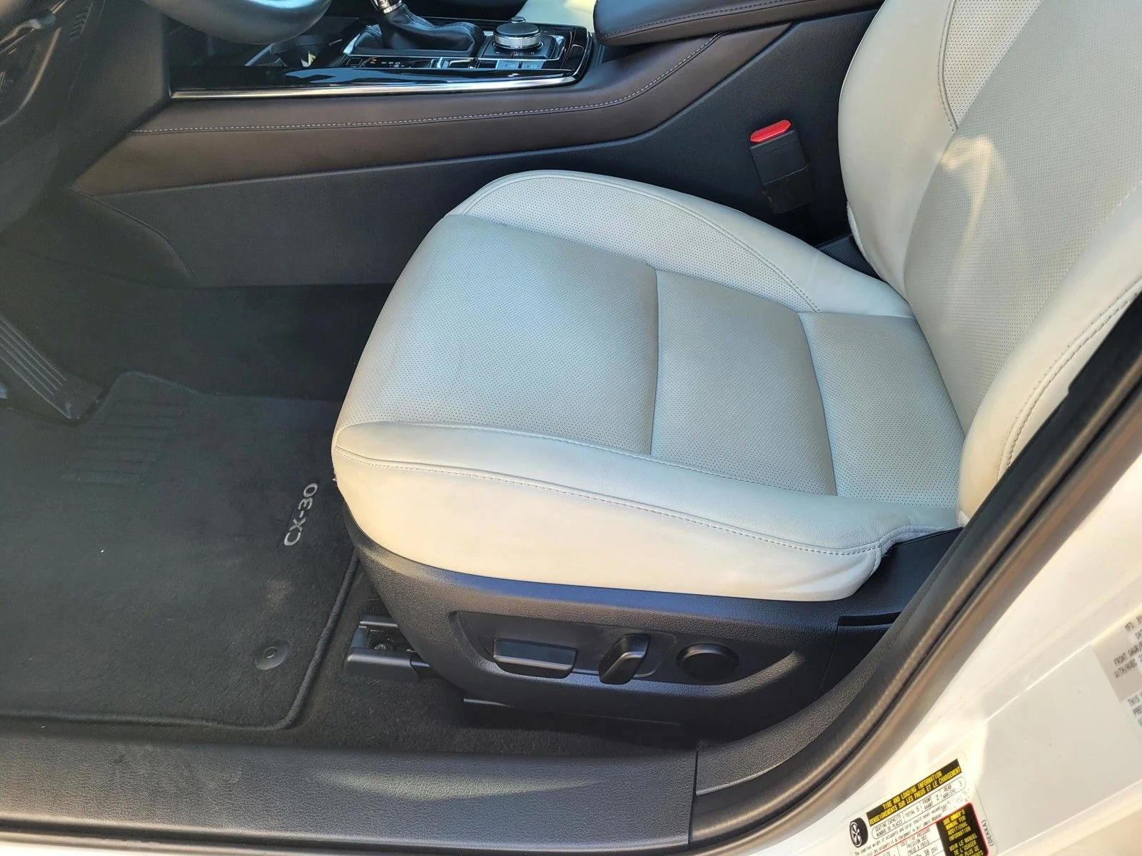 Certified Used 2023 Snowflake White Pearl Mica Mazda 2.5 Turbo Premium Plus Package w/Premium Plus Package image 20