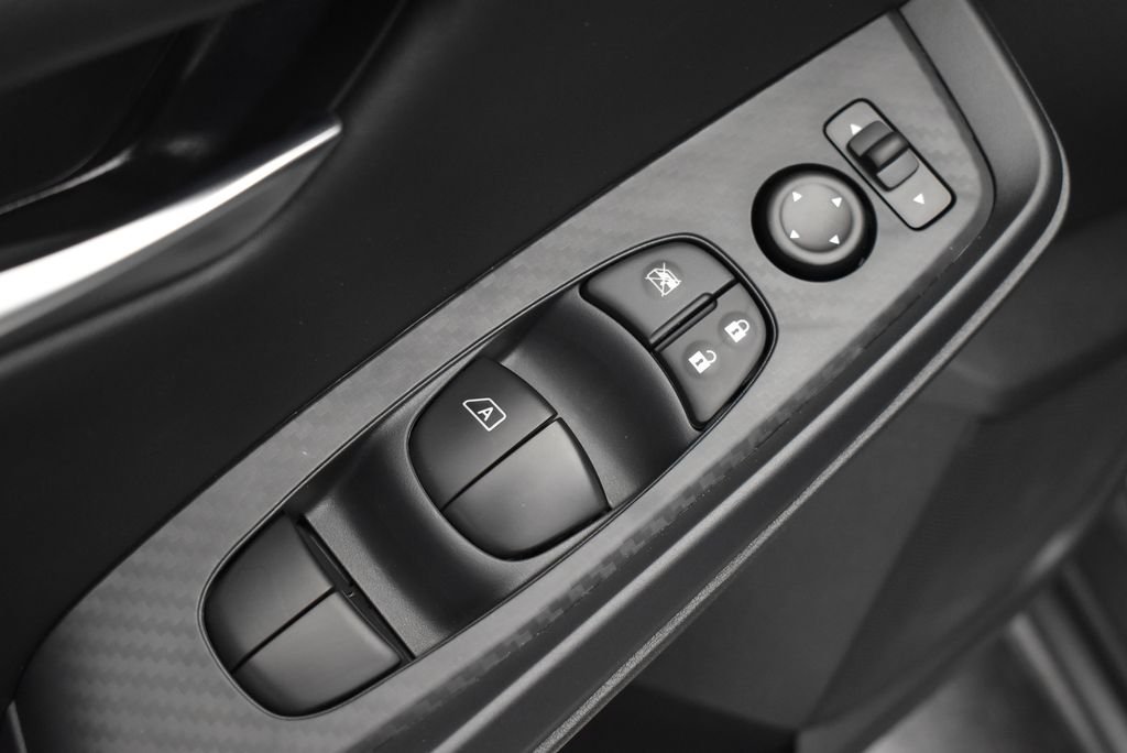 2025 Nissan Sentra SV - Photo 11