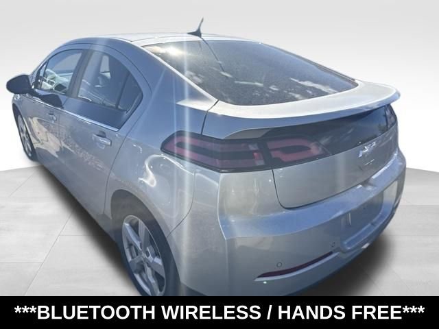 Used 2014 Silver Chevrolet Base image 3