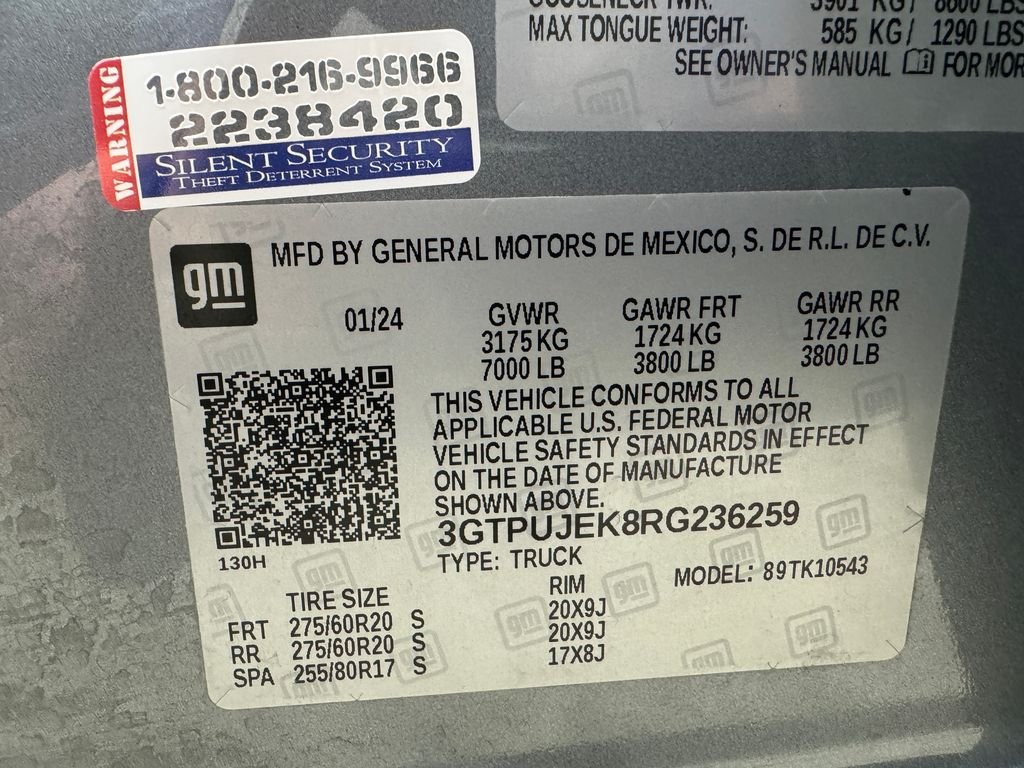 Used 2024 Silver GMC Elevation image 33