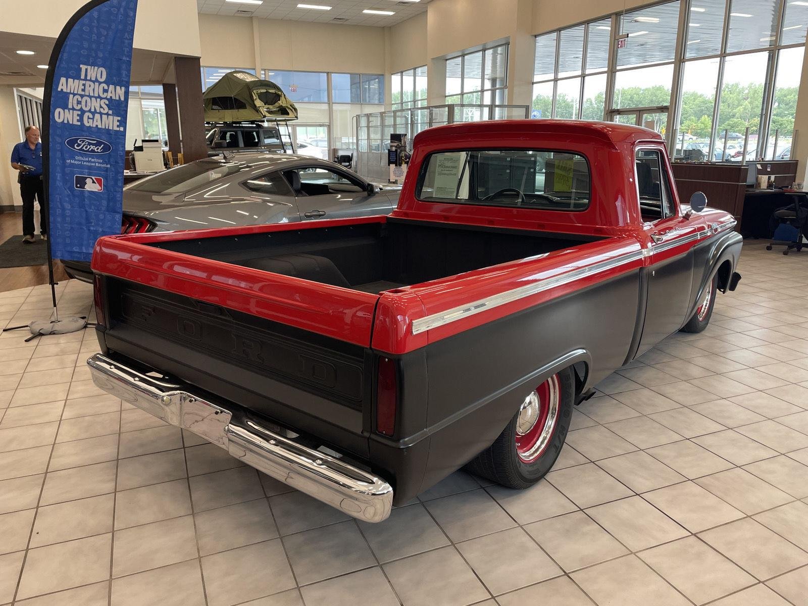 Used 1964  Ford  image 6
