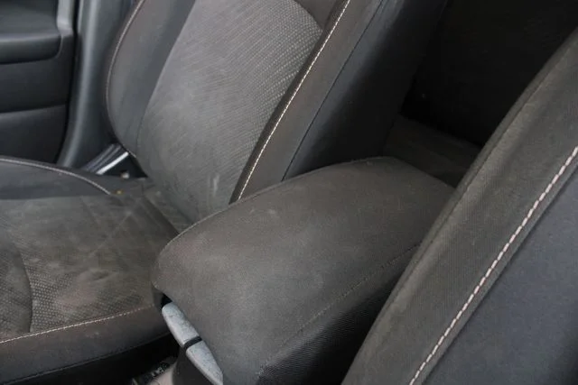 Used 2013  Mitsubishi LE image 16