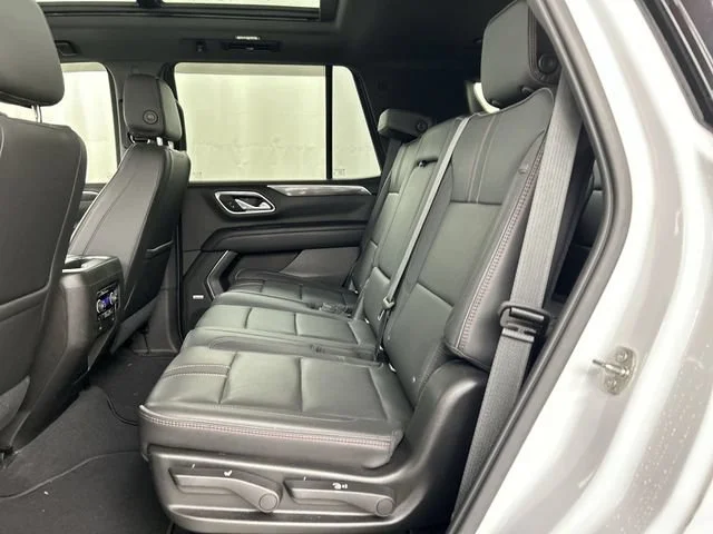 Used 2021 SUMMIT WHITE Chevrolet RST image 28