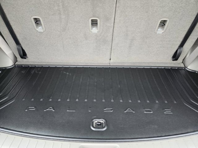 New 2026 Black Hyundai SEL FWD image 21