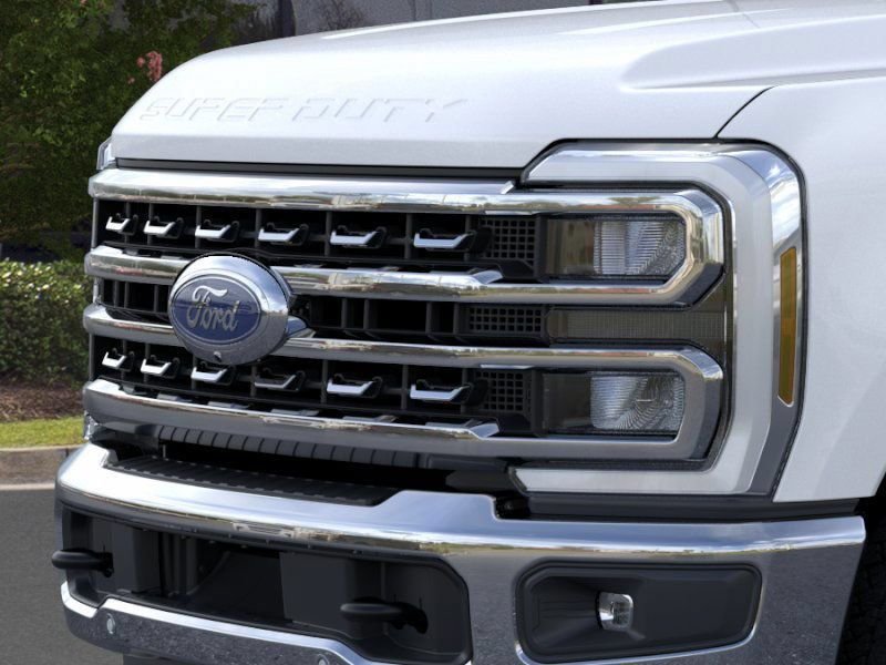 New 2026 Star White Metallic Tri-Coat Ford F-350® Lariat® image 39