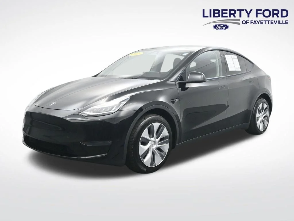 2023 Tesla Model Y Long Range Dual Motor All-Wheel Drive's photo