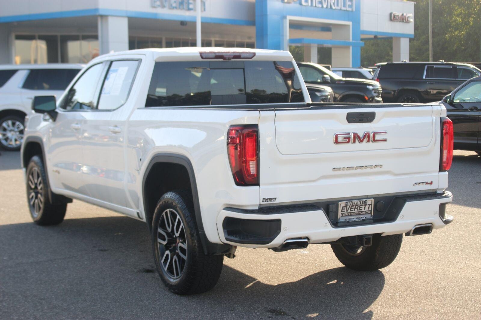 Used 2021 SUMMIT WHITE GMC AT4 image 5
