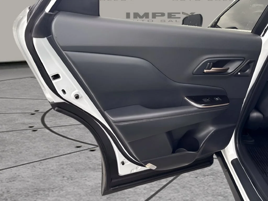 Used 2025 White Toyota Limited image 27